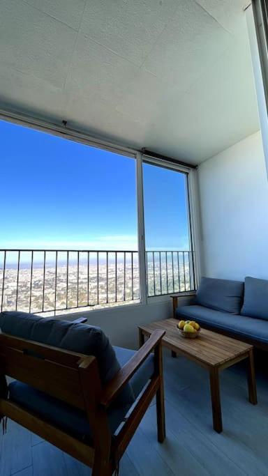 Superbe Appartement 2 Chambres Avec Vue Sur La Mer Et La Montagne Marseille Bagian luar foto